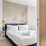 Mykeypers - Chic & Cozy Flat 4p - Republique Apartment