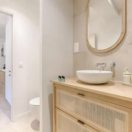 Appartement Mykeypers - Chic&cozy Flat 4p - République