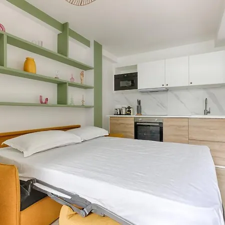 Appartement Mykeypers - Chic&cozy Flat 4p - République