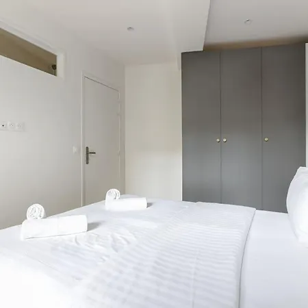 Mykeypers - Chic&cozy Flat 4p - République Appartement *