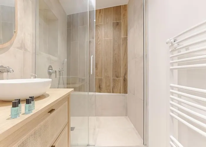 Mykeypers - Chic & Cozy Flat 4p - Republique Paris