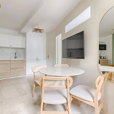 Mykeypers - Chic & Cozy Flat 4p - Republique Paříž